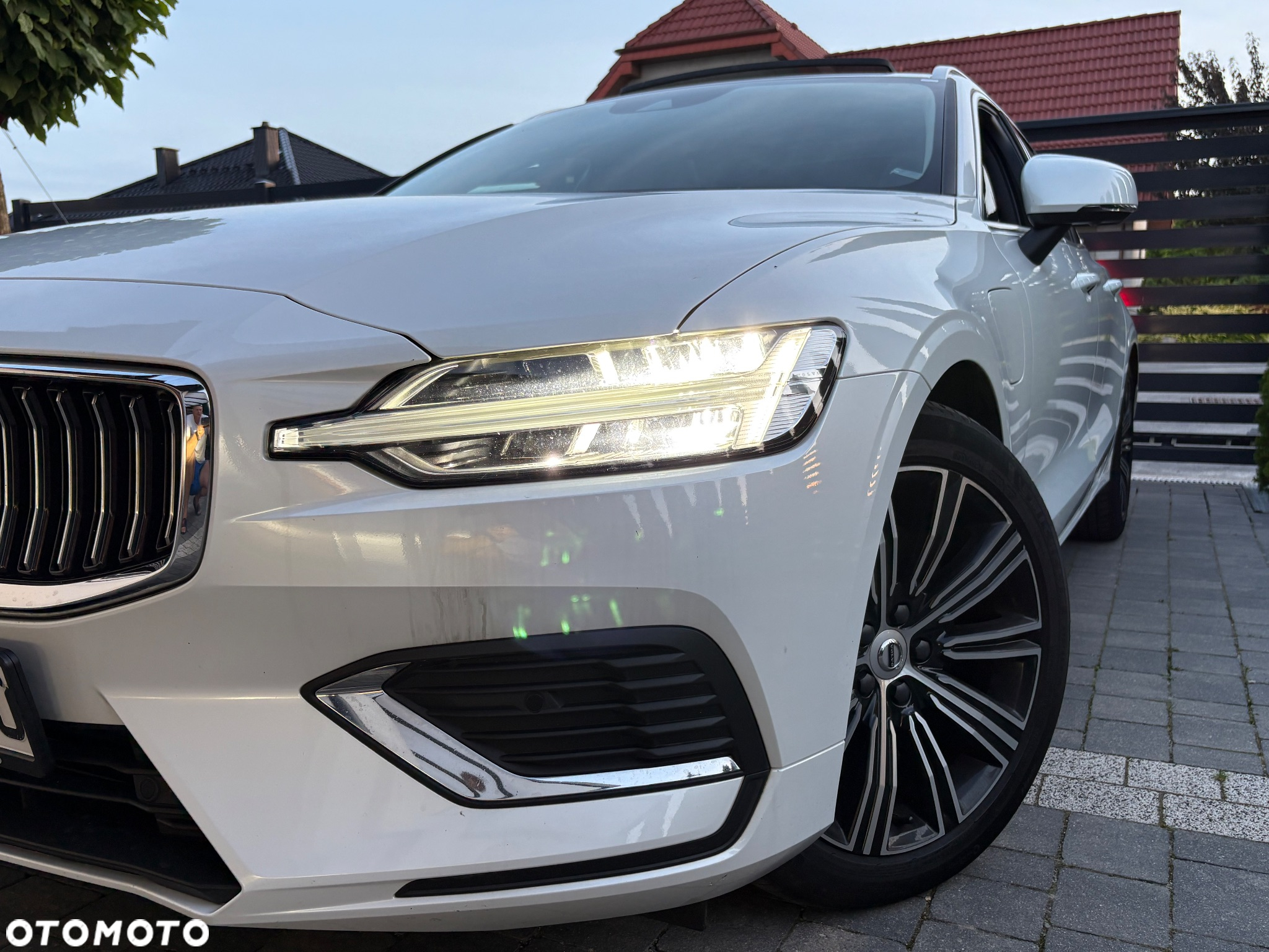 Volvo V60 T6 AWD Recharge Geartronic Inscription - 33