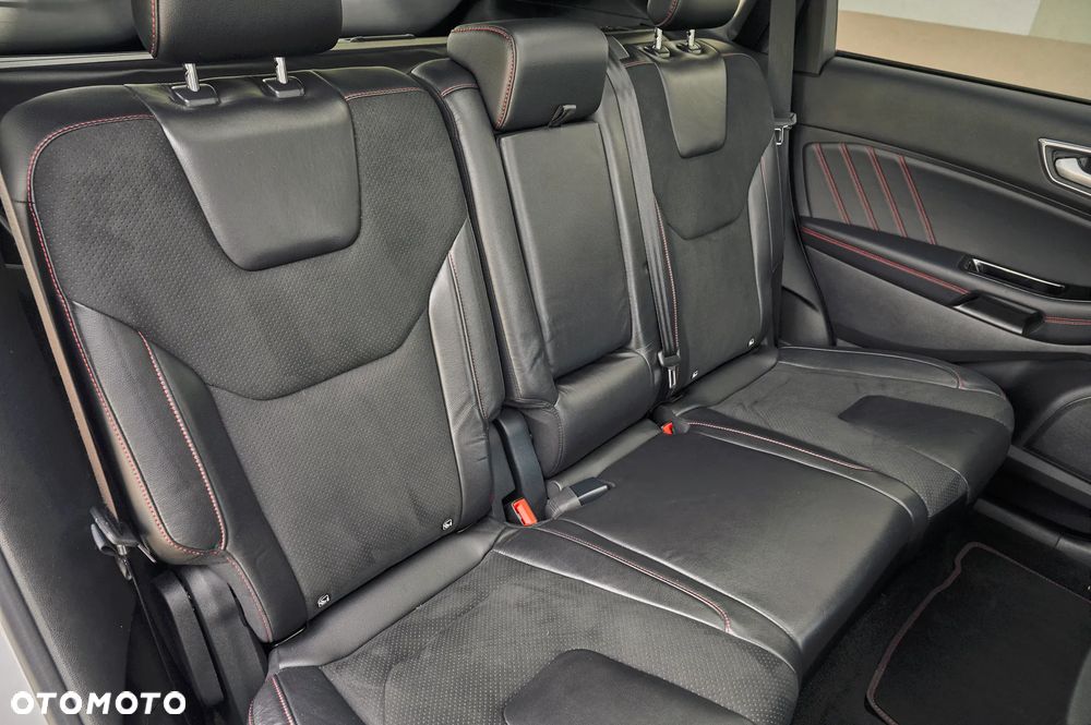 Ford Edge 2.0 EcoBlue Twin-Turbo 4WD ST-Line - 25