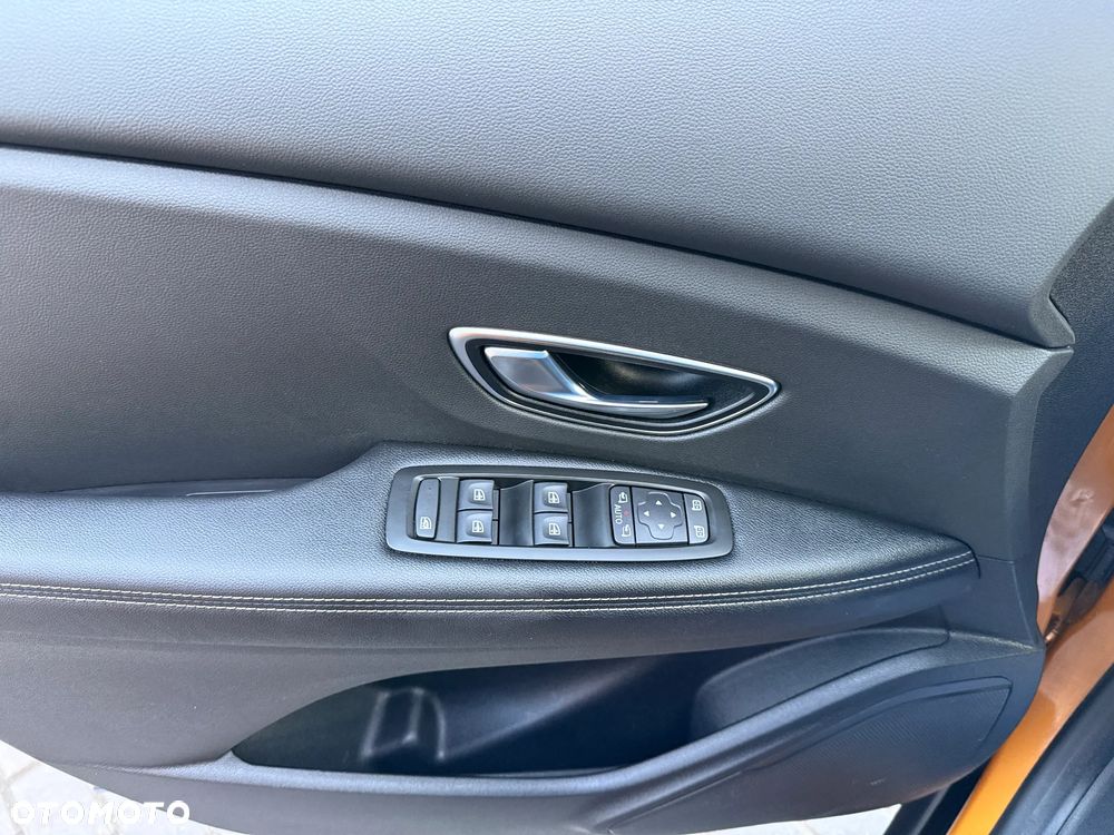 Renault Scenic TCe 140 GPF LIMITED - 15