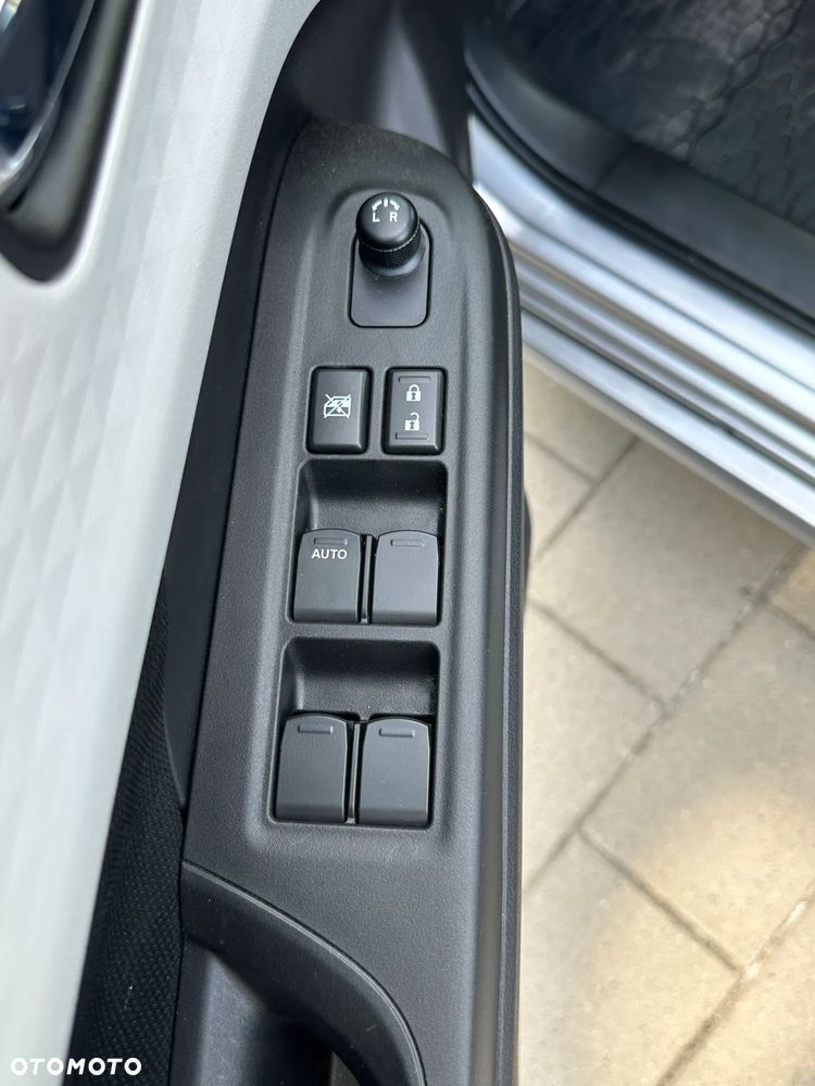 Suzuki Swift 1.2 Dualjet SHVS Premium Plus - 13