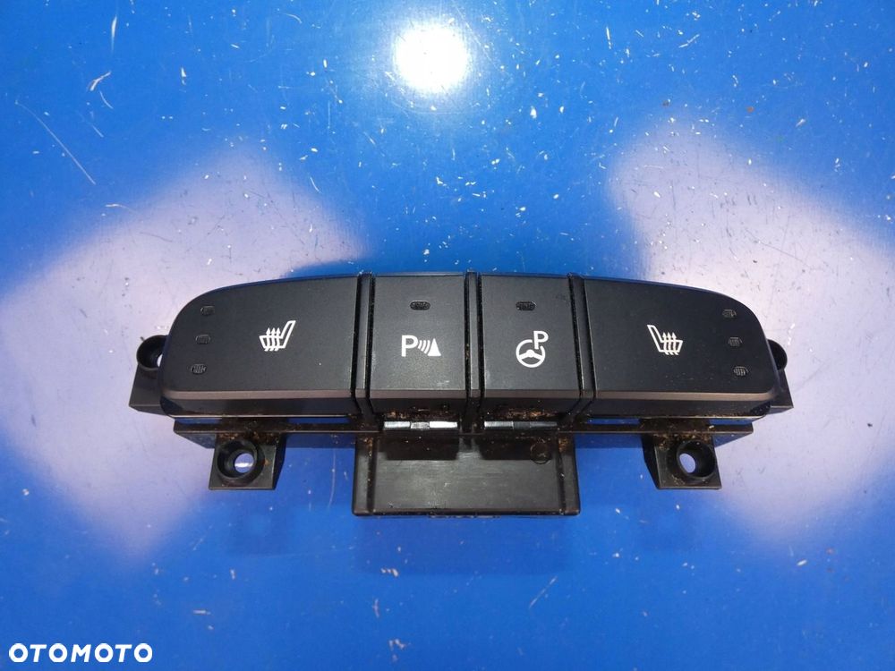 HYUNDAI SANTA FE III 2012- PANEL PRZYCISK GRZANIA FOTELI