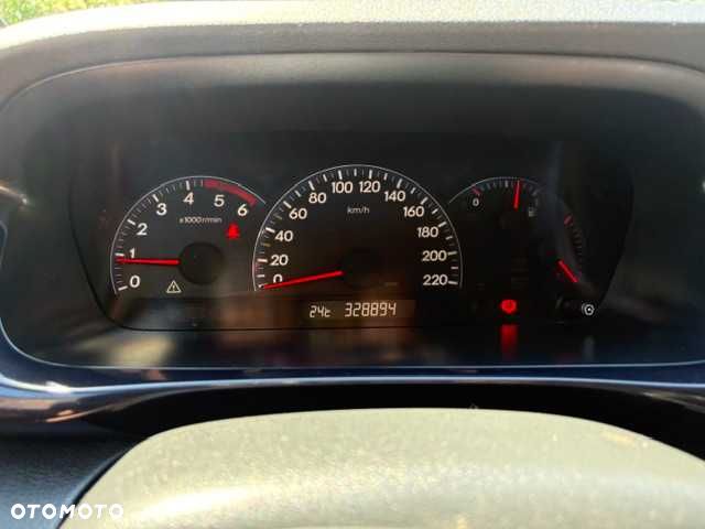 Honda FR-V - 7