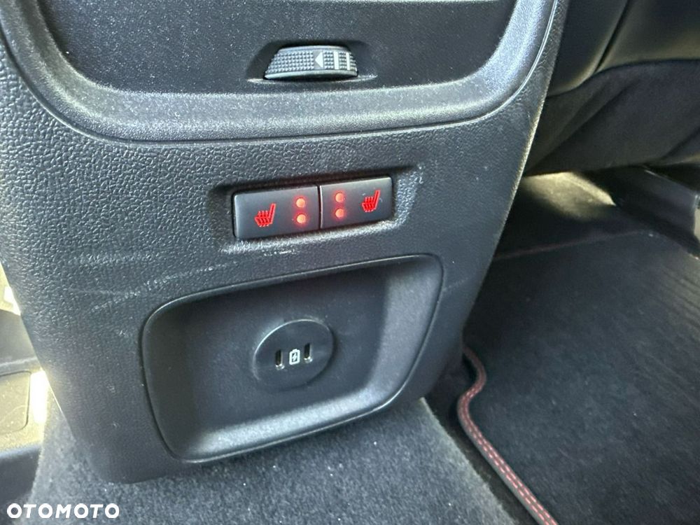 Ford Kuga 2.5 FHEV AWD ST-Line X eCVT - 18