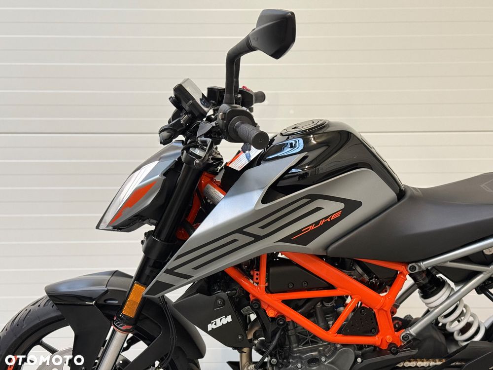 KTM Duke - 25