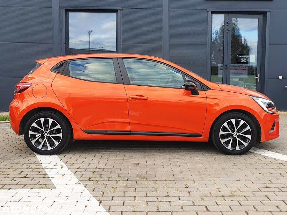 Renault Clio - 6