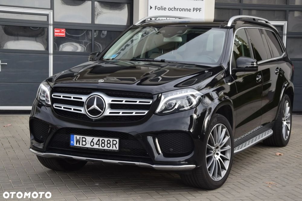 Mercedes-Benz GLS - 2