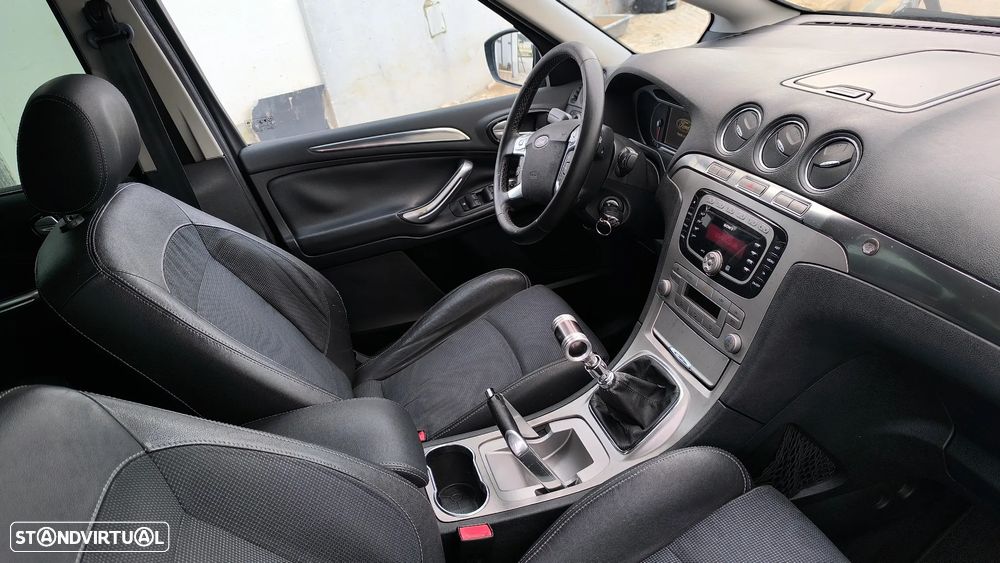 Ford S-Max 1.8 TDCi Titanium 7L - 49