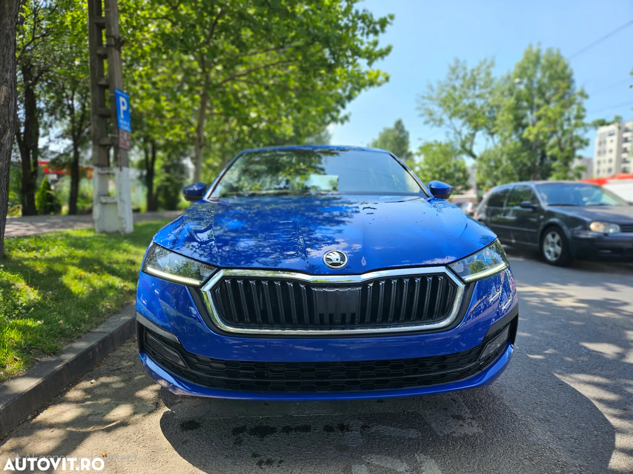 Skoda Octavia 2.0 TDI DSG Ambition - 4