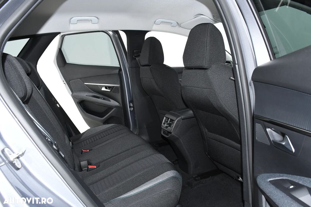 Peugeot 3008 1.5 BlueHDI 130 EAT8 Allure Pack - 15