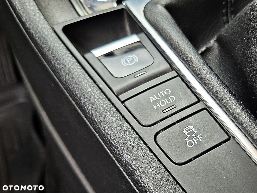 Volkswagen CC 2.0 TDI DPF BMT - 12