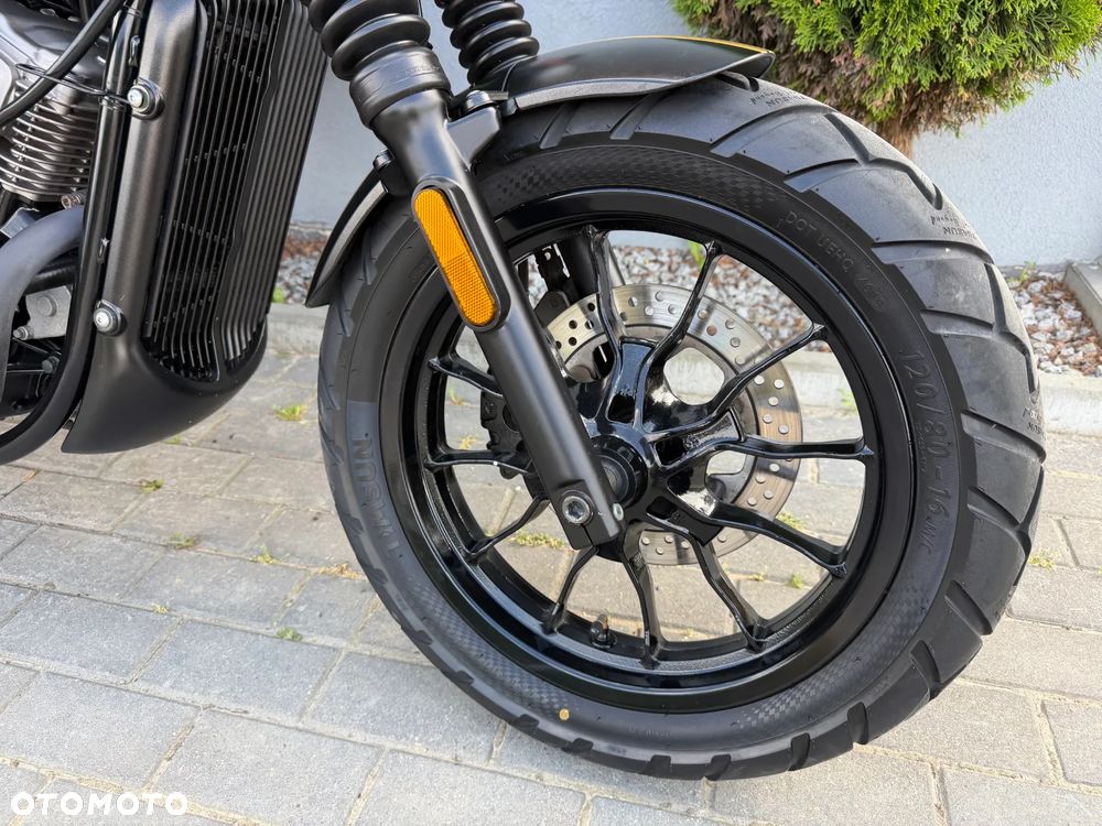 Hyosung GV - 12