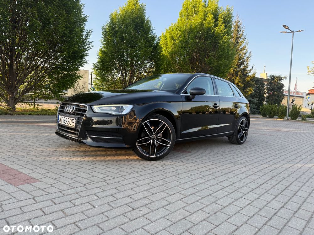 Audi A3 Sportback - 12