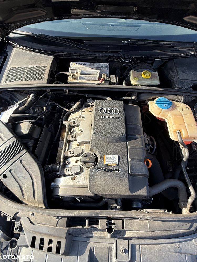 Audi A4 Avant 2.0T FSI - 9