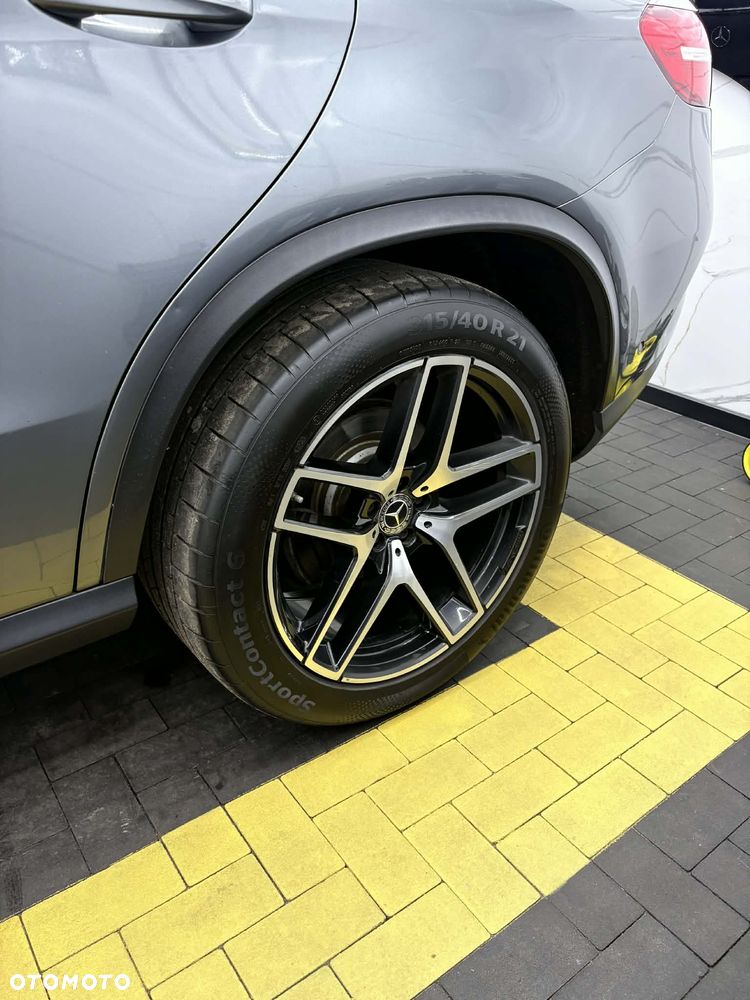 Mercedes-Benz GLE - 17