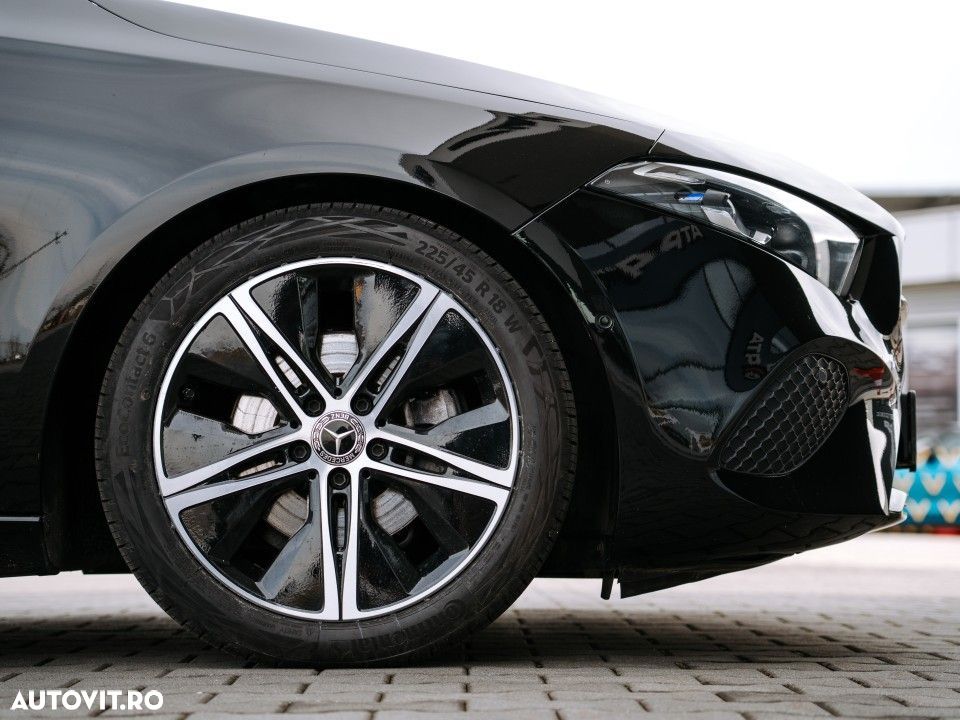 Mercedes-Benz A 180 - 9