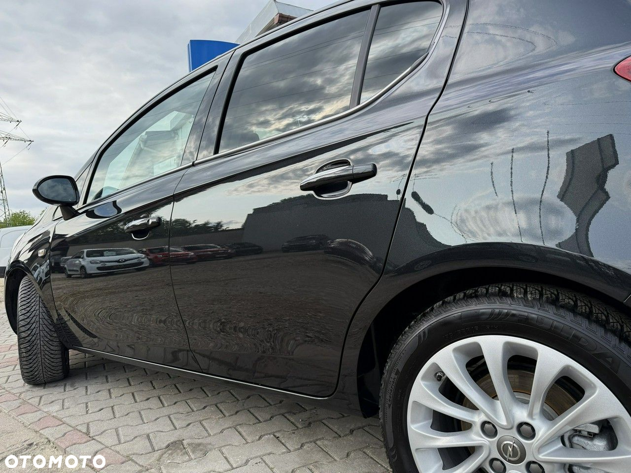 Opel Corsa 1.4 T Cosmo S&S - 38