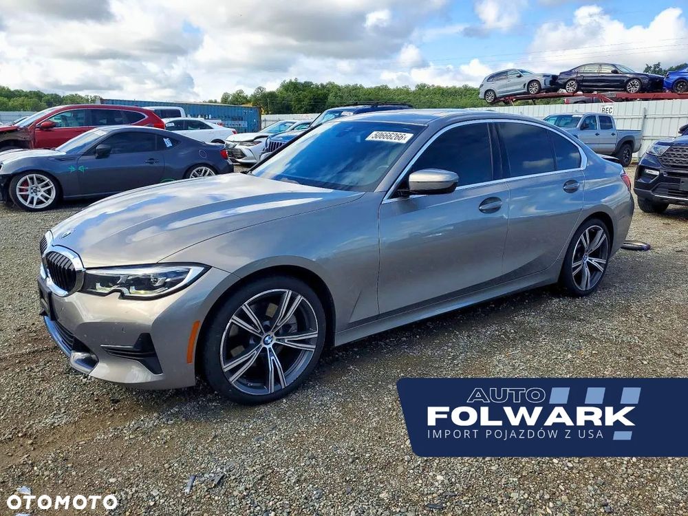 BMW Seria 3 330i M Sport - 1