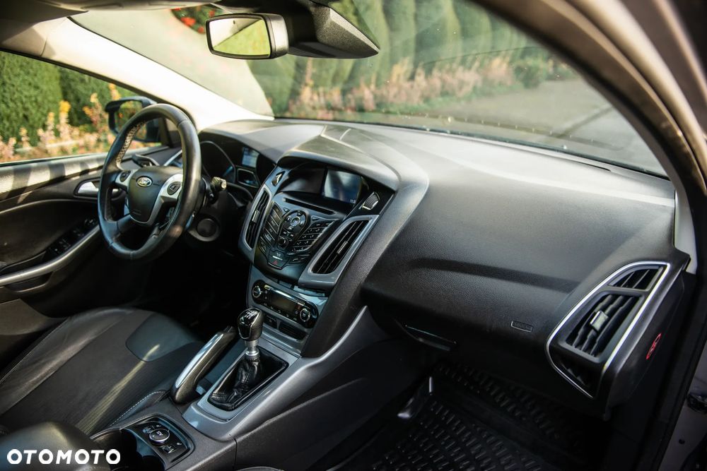 Ford Focus 2.0 TDCi DPF Style+ - 26