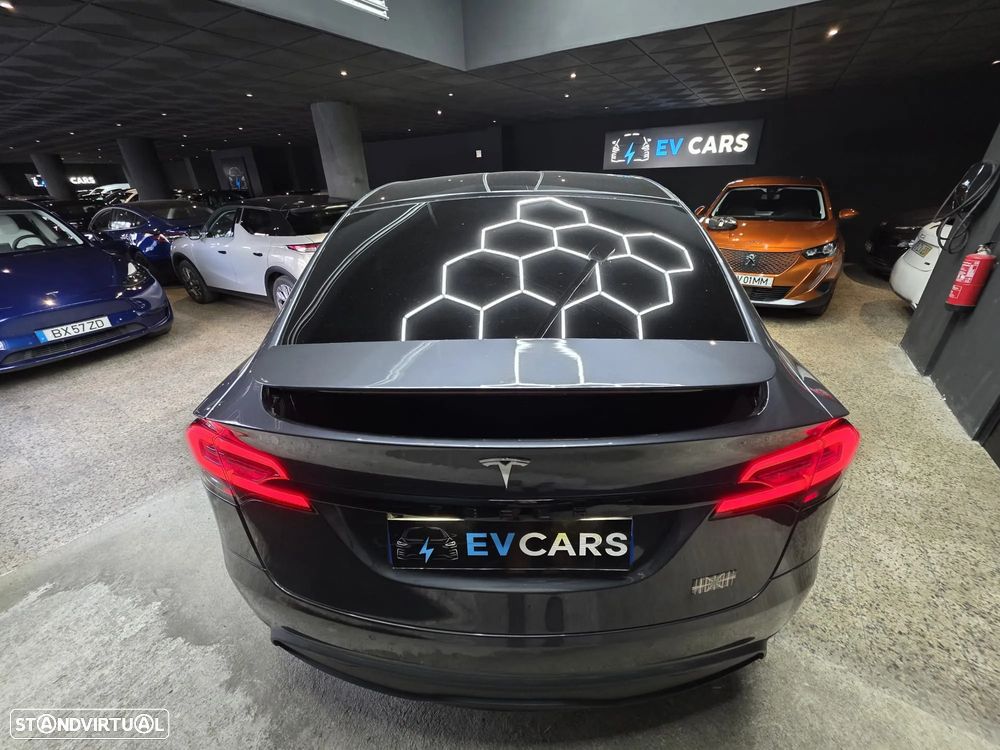 Tesla Model X Plaid AWD - 19