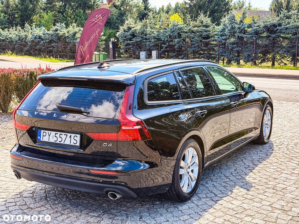 Volvo V60 D4 Geartronic Momentum - 34