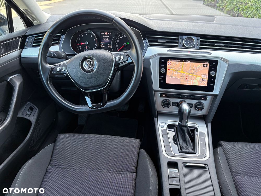 Volkswagen Passat Variant 1.5 TSI EVO Comfortline DSG - 11