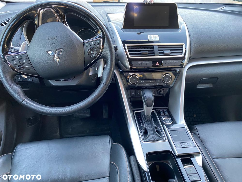 Mitsubishi Eclipse Cross 1.5 T GPF Instyle CVT 4WD - 7