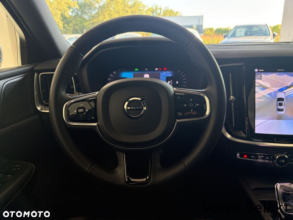 Volvo S60 B5 B AWD Plus Dark - 14