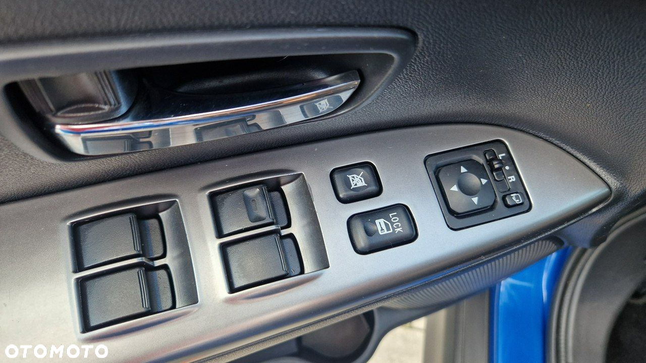 Mitsubishi ASX - 25