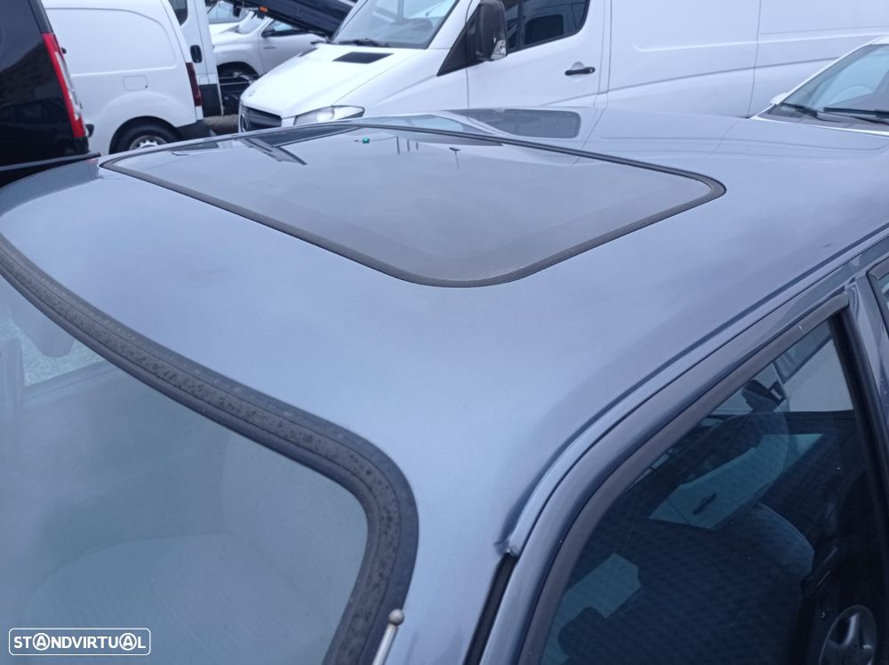 Ford Escort 1.3 CLX Temptation - 4