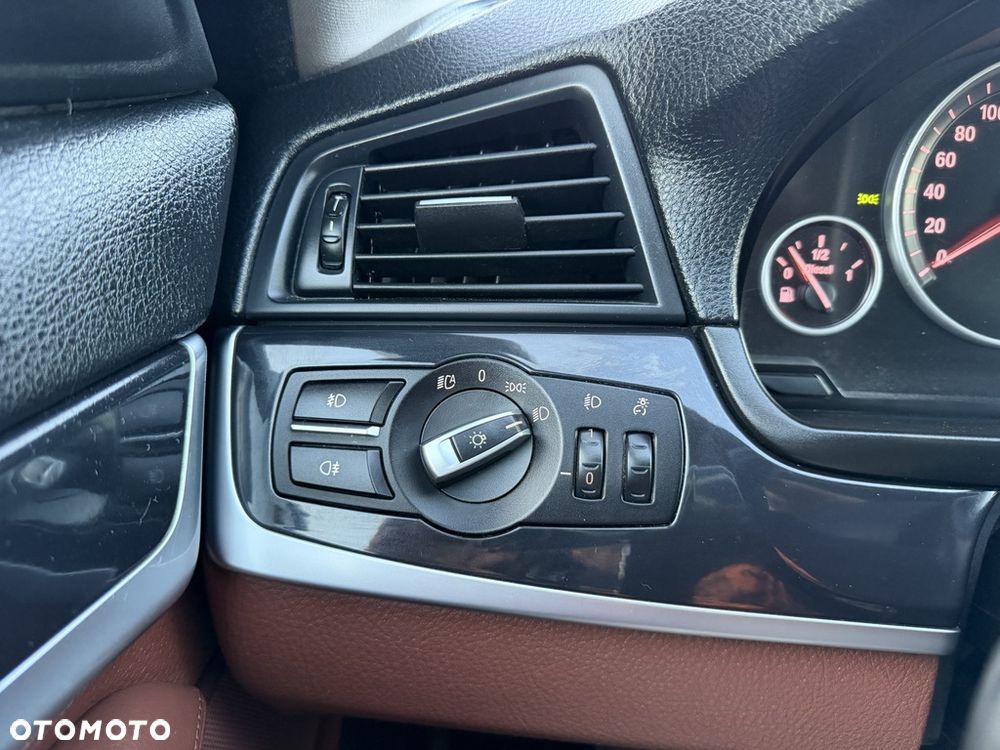 BMW Seria 5 520d Modern Line - 26