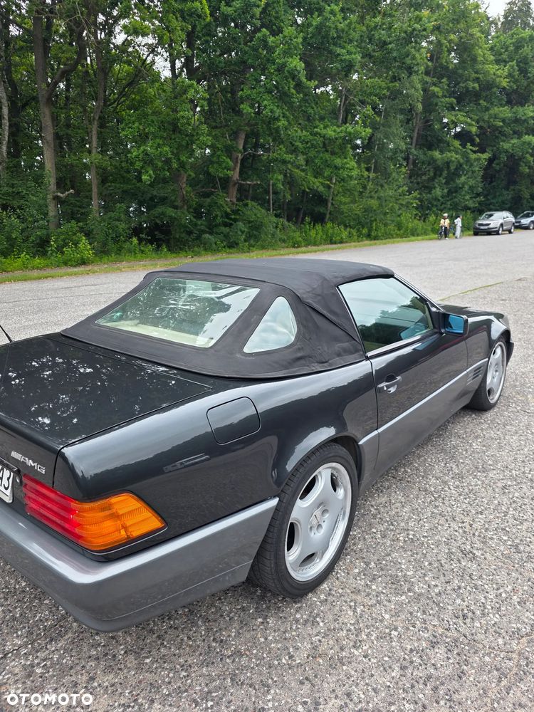 Mercedes-Benz SL - 17