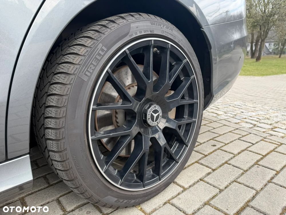 Mercedes-Benz Klasa E 220 d 9G-TRONIC - 4