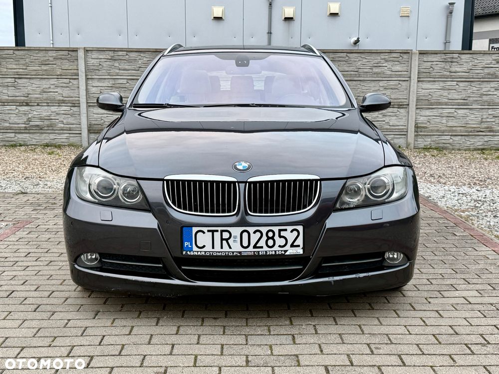 BMW Seria 3 330xd DPF Touring - 10