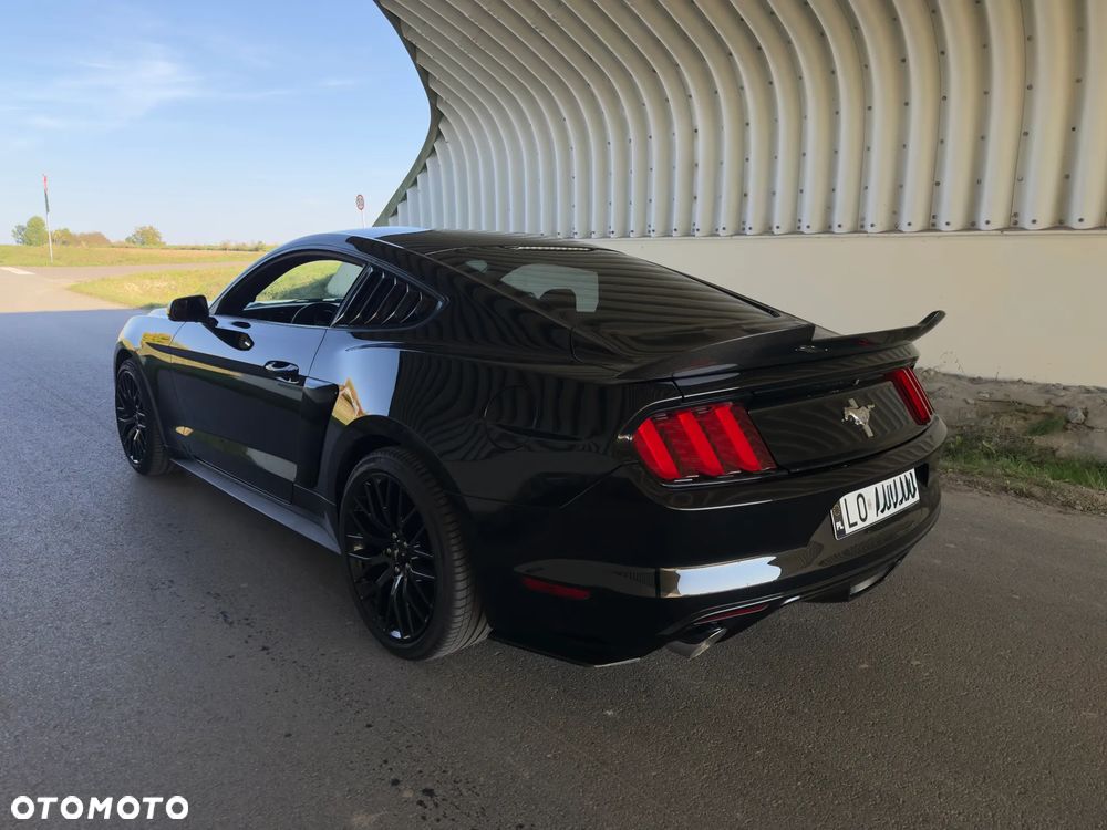 Ford Mustang 3.7 V6 Premium - 16