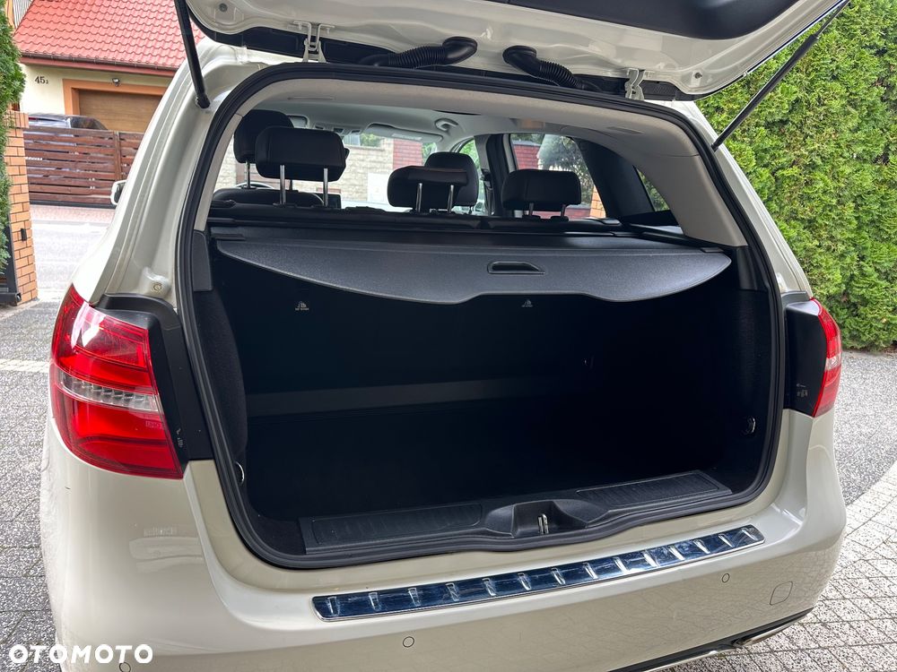 Mercedes-Benz Klasa B 180 (CDI) d 7G-DCT Style - 11