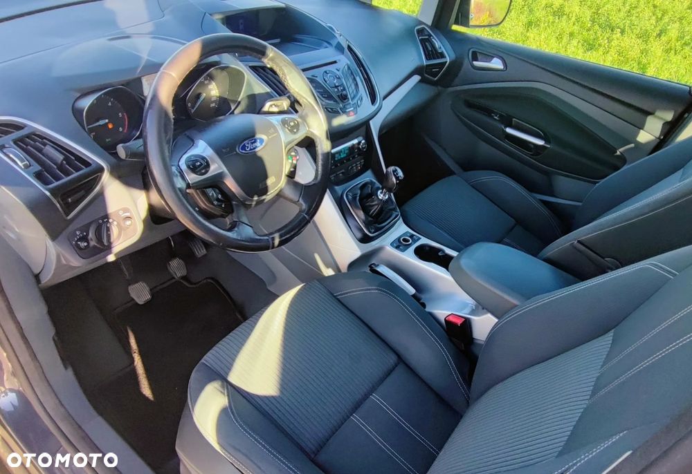 Ford Grand C-MAX 1.6 TDCi Titanium - 24