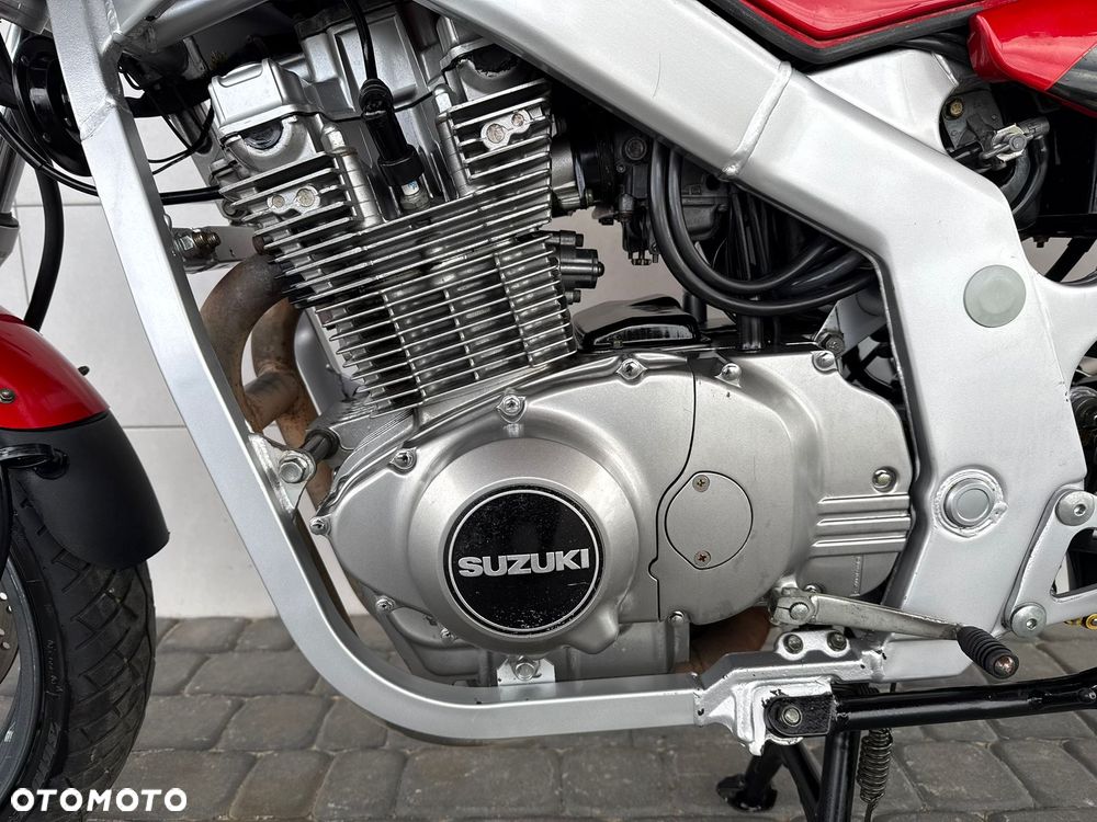 Suzuki GS - 18