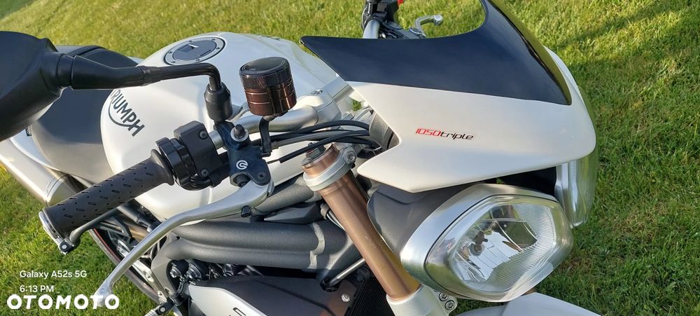 Triumph Speed Triple - 34