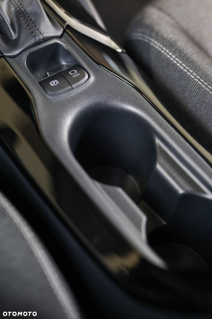Toyota Corolla - 13