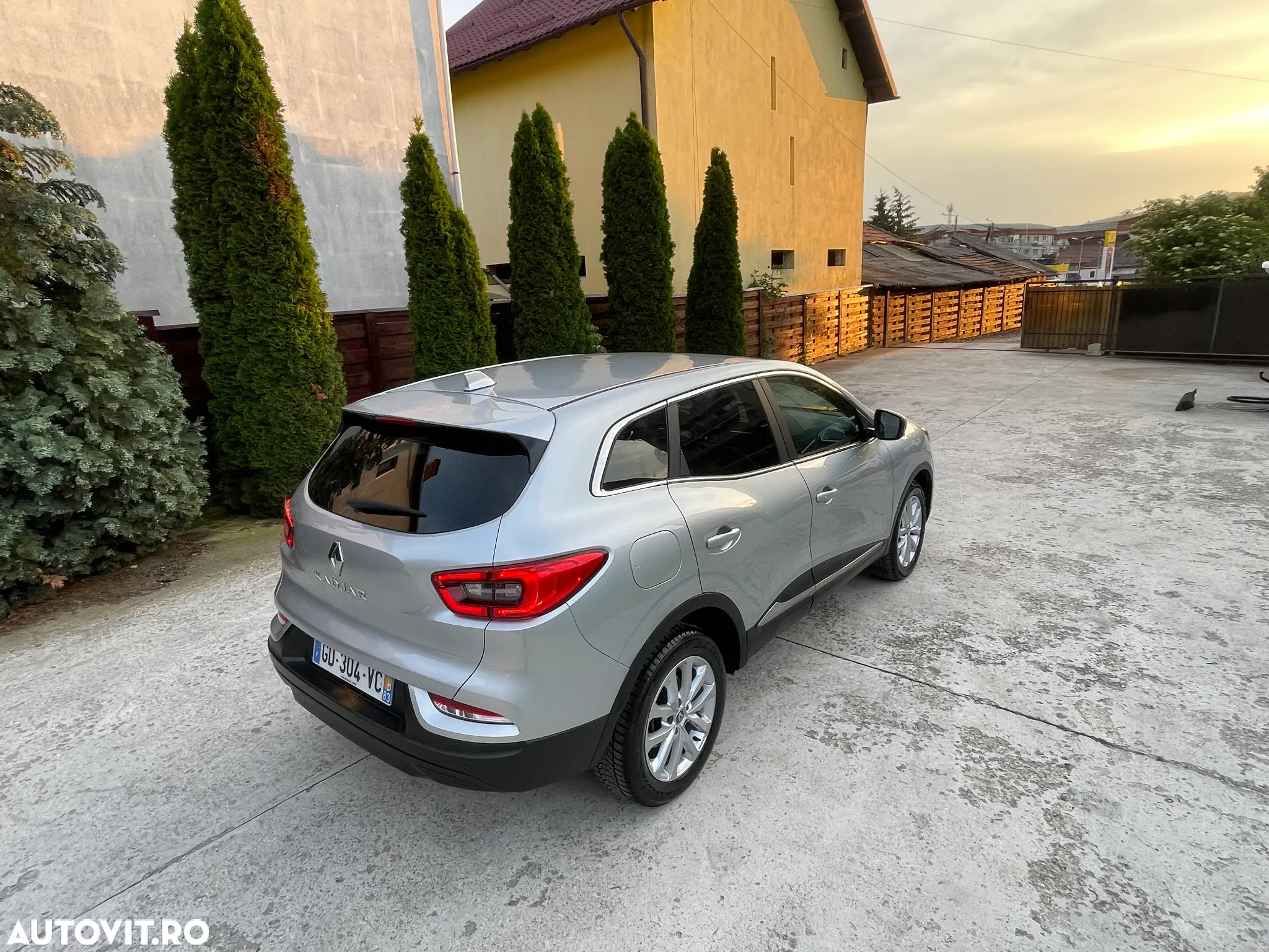 Renault Kadjar TCe EDC GPF Intens - 5
