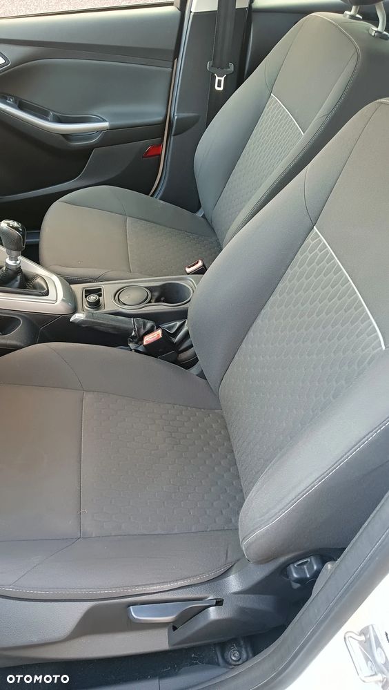 Ford Focus 1.0 EcoBoost Edition - 5