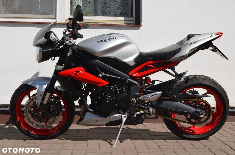 Triumph Speed Triple - 1