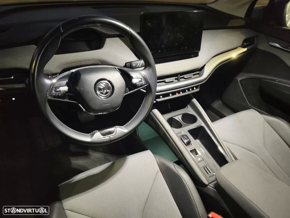 Skoda Enyaq 60 Sportline Advanced - 8