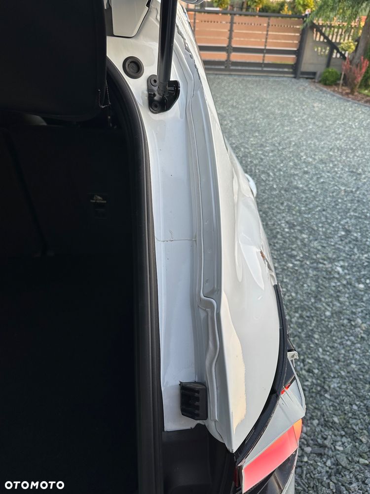 Ford Kuga 2.5 FHEV FWD Titanium eCVT - 22
