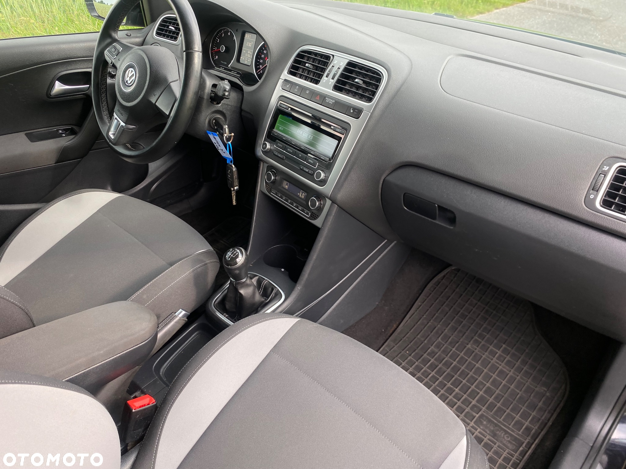 Volkswagen Polo 1.4 16V Comfortline - 11