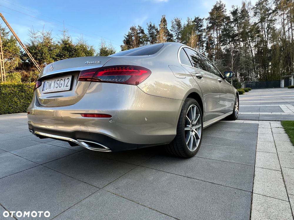 Mercedes-Benz Klasa E 220 d 4Matic 9G-TRONIC AMG Line - 19