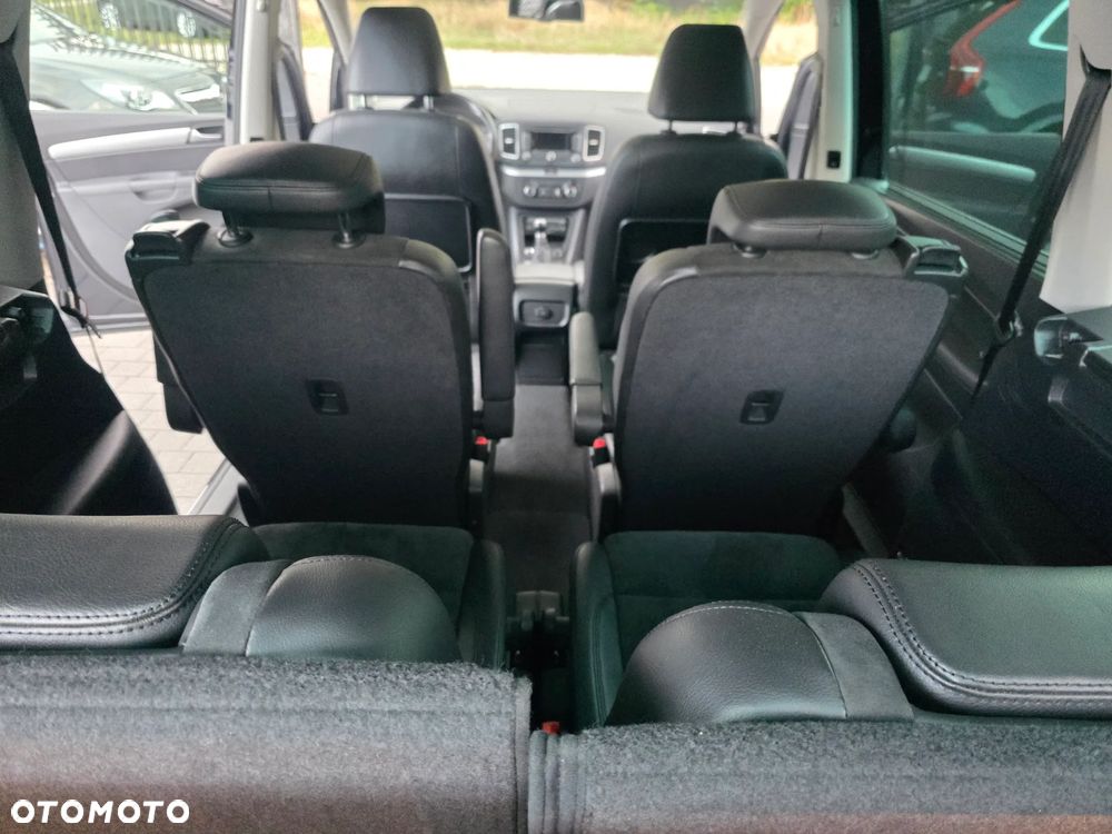 Volkswagen Sharan 2.0 TDI BlueMotion Technology Highline - 23
