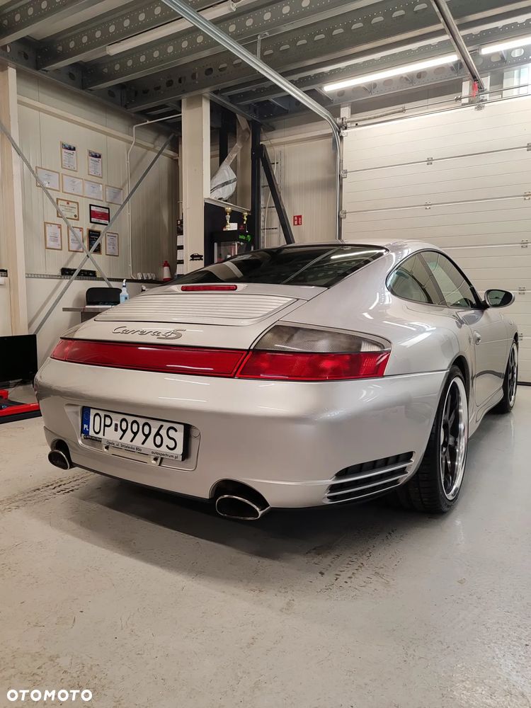Porsche 911 - 24