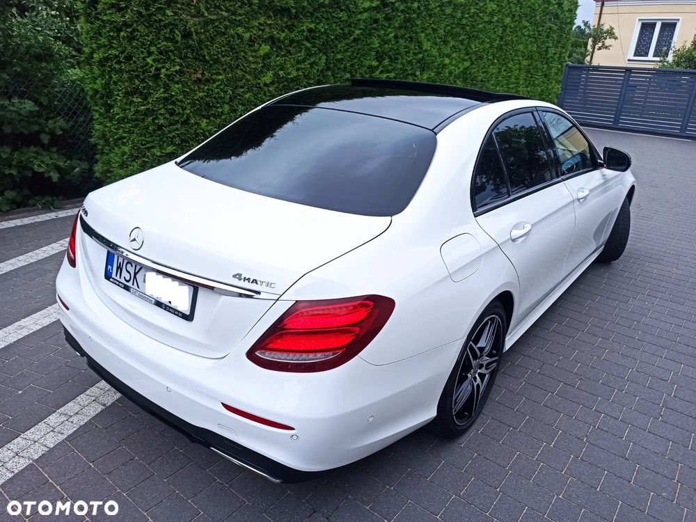 Mercedes-Benz Klasa E 200 4-Matic 9G-TRONIC - 6
