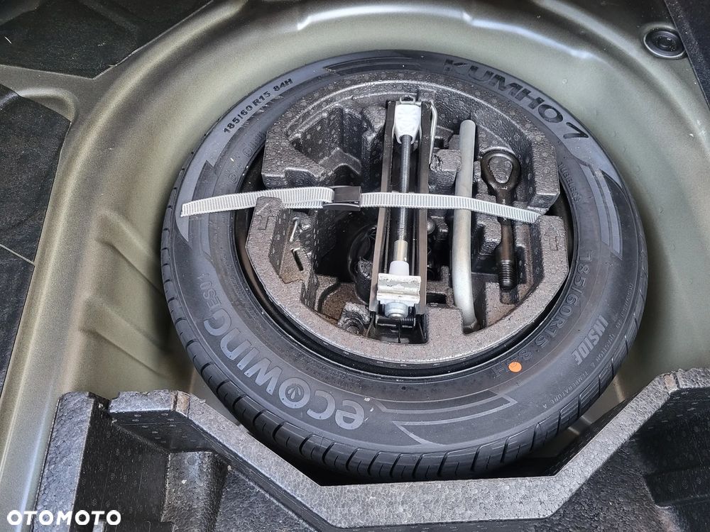 Skoda RAPID 1.0 TSI Style - 13